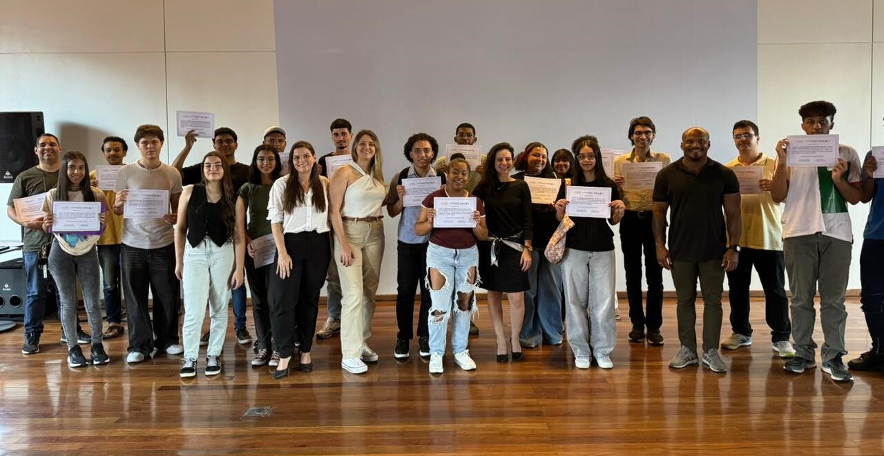 Portal de Not�cias PJF | GerA��O Primeiro Emprego encerra encontros com jovens prontos para ingressar no mercado de trabalho | SEDIC - 26/11/2025