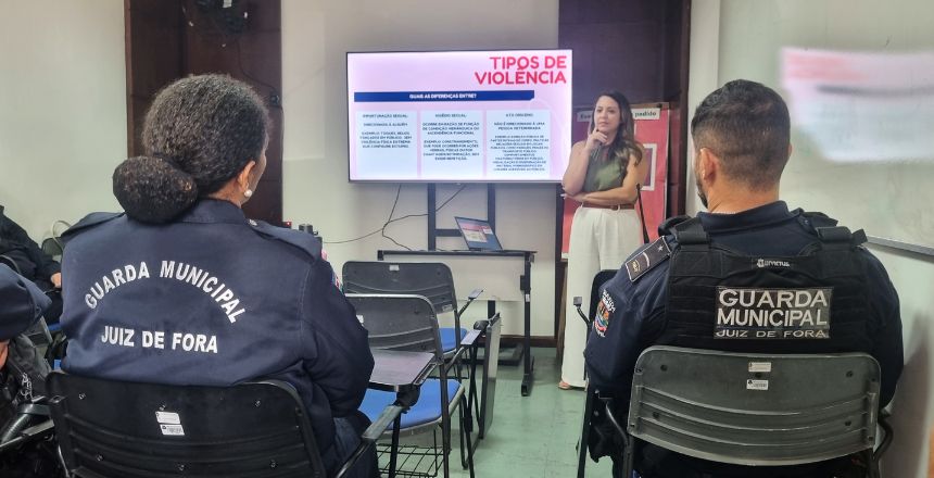 Portal de Not�cias PJF | Guarda Municipal refor�a capacita��o para prote��o � mulher no Carnaval | SESUC - 6/2/2026