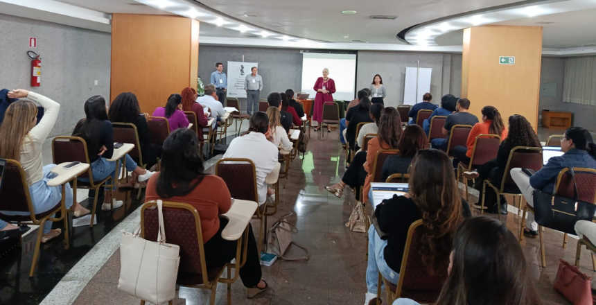 Portal de Not�cias PJF | Profissionais de maternidades receberam capacita��o em �Suporte Avan�ado de Vida em Obstetr�cia� (ALSO) | SS - 5/5/2025