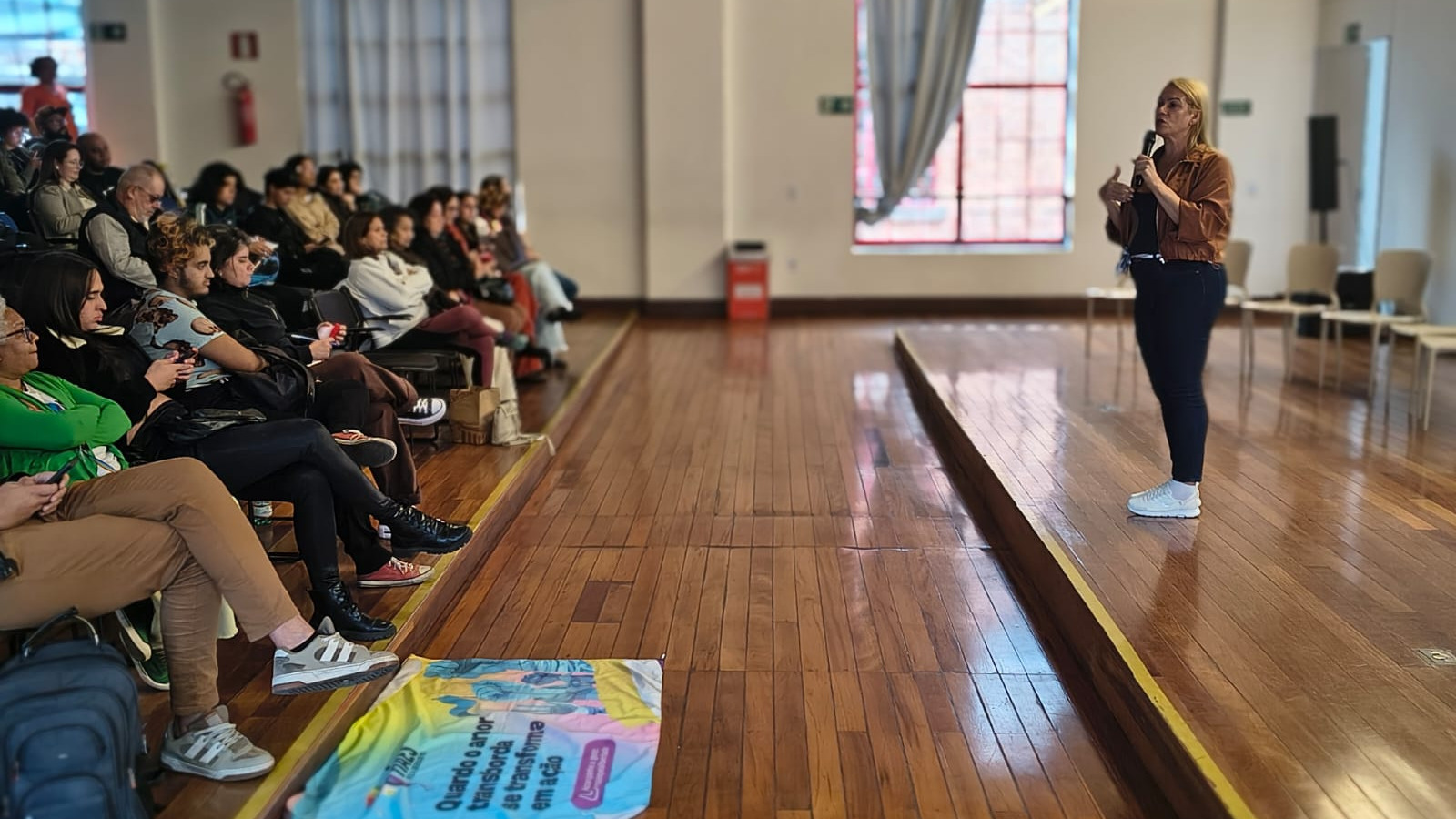 Portal de Not�cias PJF | Juiz de Fora debate impactos econ�micos da LGBTfobia e destaca avan�os nas pol�ticas p�blicas para a popula��o LGBTQIA+ | SEDH - 14/7/2026