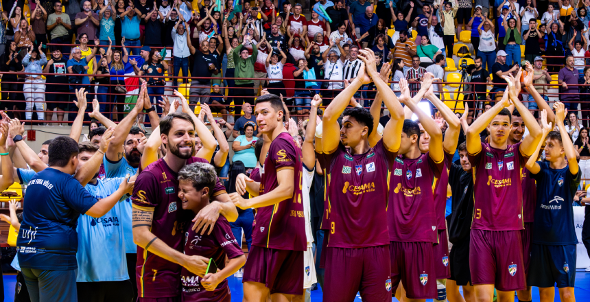 Portal de Not�cias PJF | Ap�s partida no Gin�sio Municipal com ingressos esgotados, JF � vice-campe�o da Superliga B | SEL - 15/4/2025